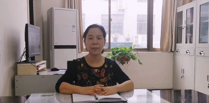 (图为suncitygroup太阳新城教师录制寄语视频送别毕业生)